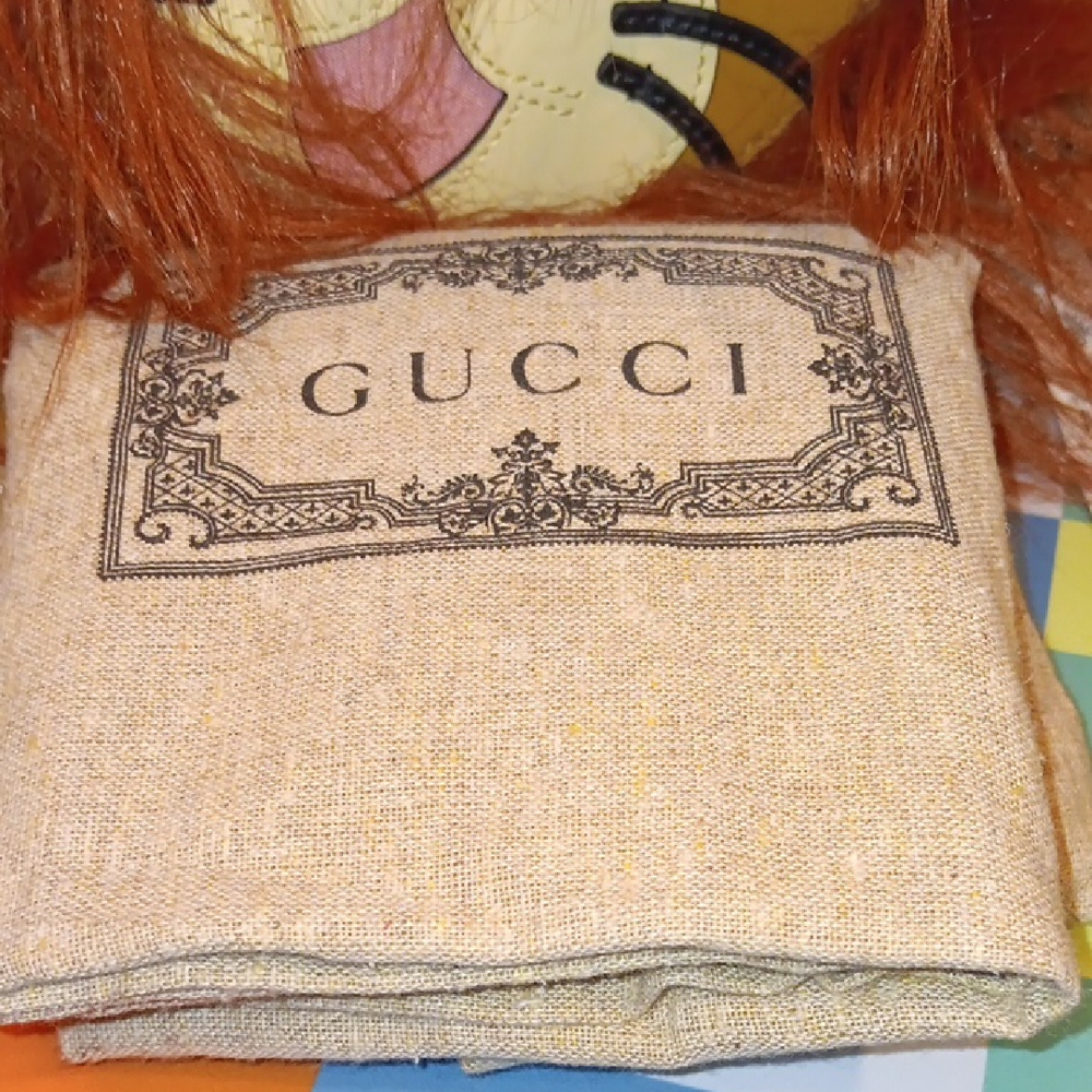 Gucci GG Furry Lion Round Bag Pouch Clutch 704806 - Picture 9 of 9